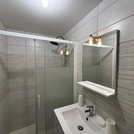 Appartement Hypercentre Cosy Erlon Proche Cathedrale *